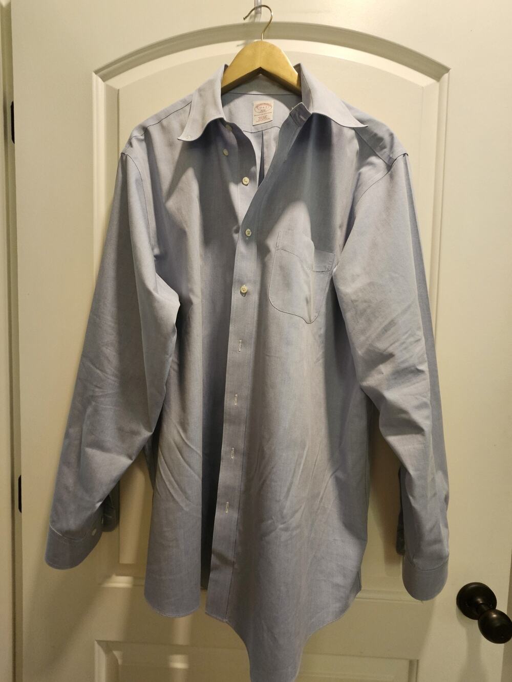 Brooks Brothers 346 Men's Size 17 6/7 Blue LS BD Reg. Fit Cotton Shirt No Iron